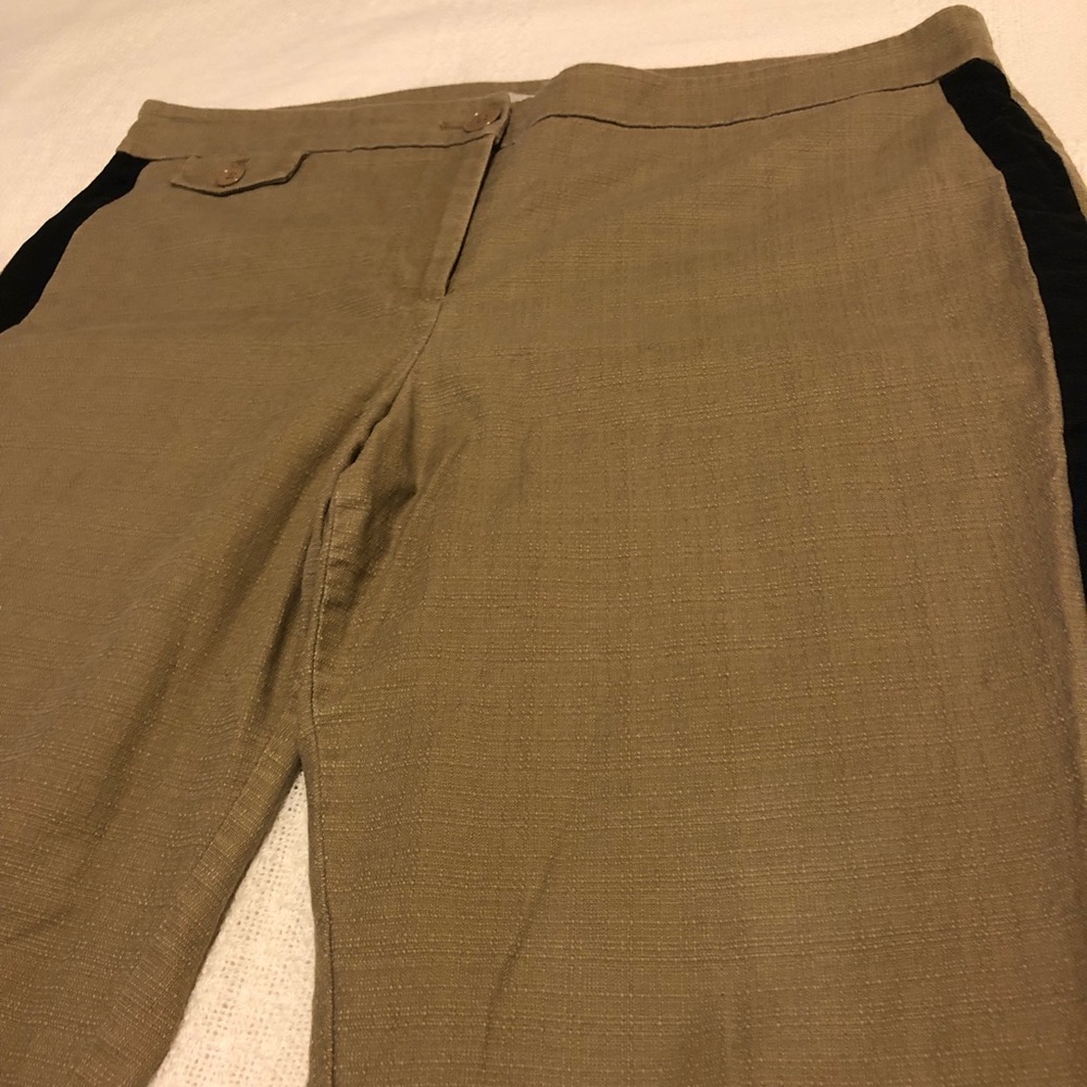 Women’s shorts - Picture 5 of 10